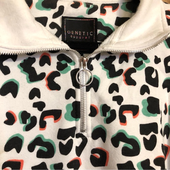 ✨2/$15-Genetic Apparel Cropped Sweater - Picture 4 of 14